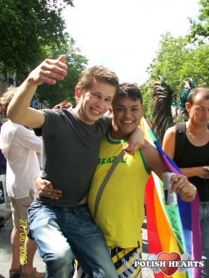 TO CALY JA-TEN BIALY ;-)))