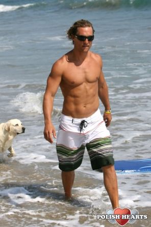 to ja nad morzem ten pies w tle to mój ale bardzo łagodny